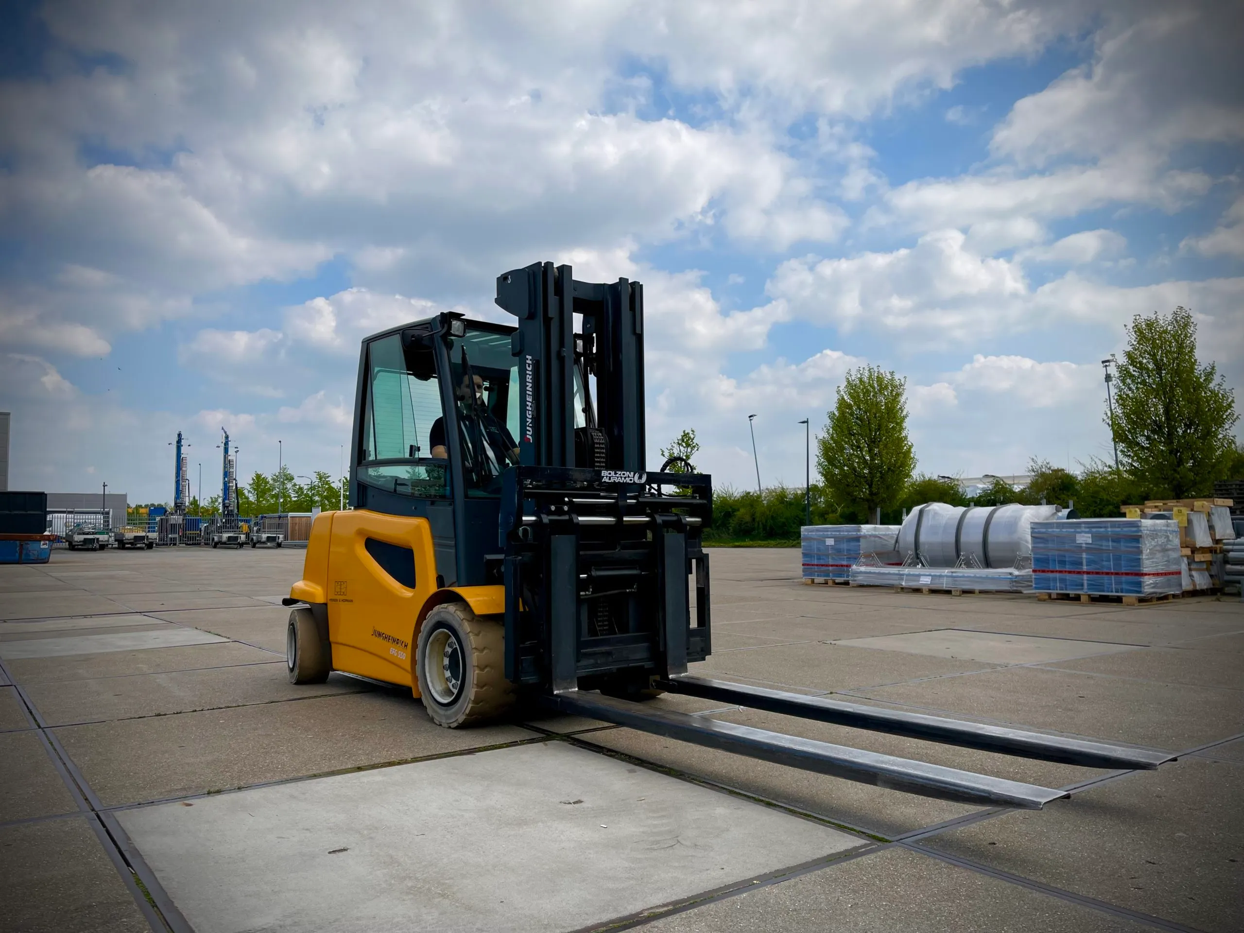 Heftruck_1-scaled-1